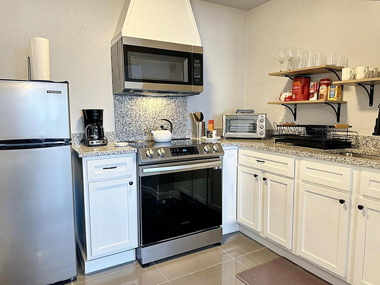 Full-kitchen 2br Near Plaza District #31a * Oklahoma City